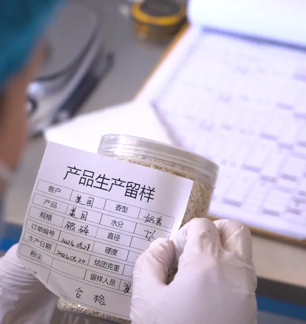 Sample retention with label